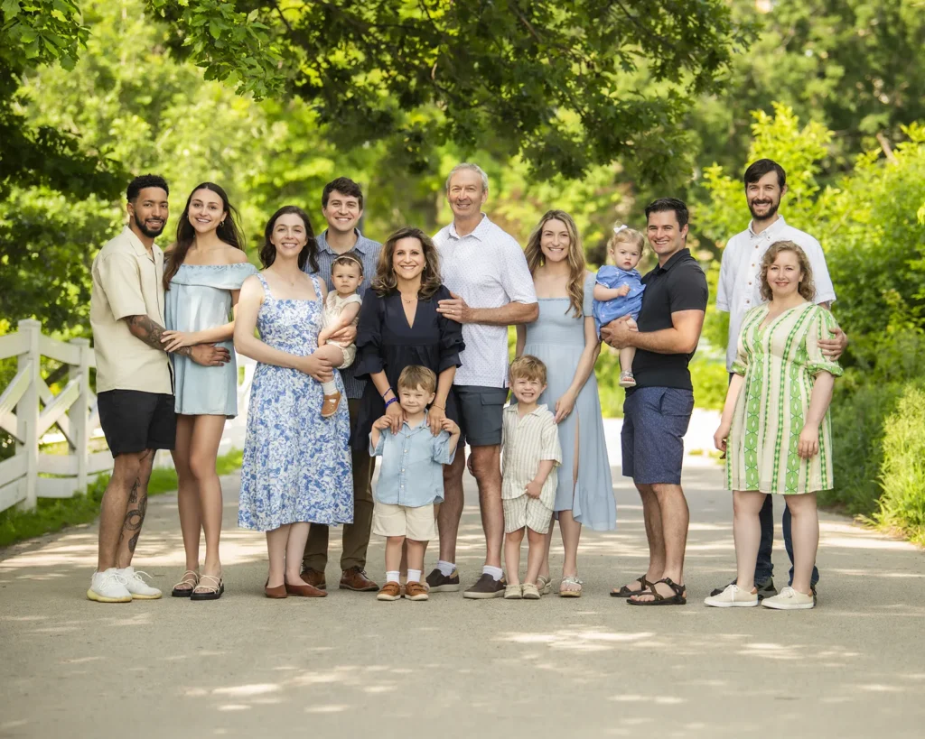Group family photo at lincoln park in chicago at noon