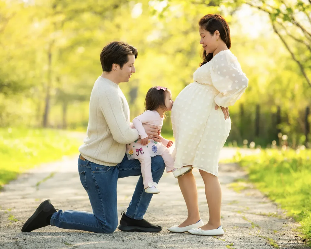 Outdoor Maternity Portraits